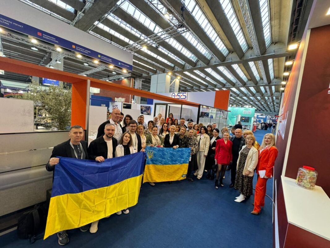 Які виклики стоять перед текстильною галуззю у 2024 році